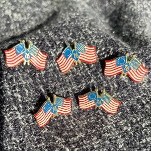 Vintage American Bicentennial Enamel Flag Pin w/ 1776 & 1976 Flags USA 4th July